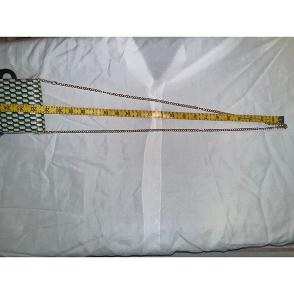 Mark & Graham Square Crossbody wallet green and black - Picture 7 of 7